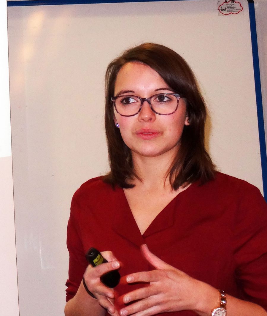 Brunnmayr Martina Diätologin beim Vortrag